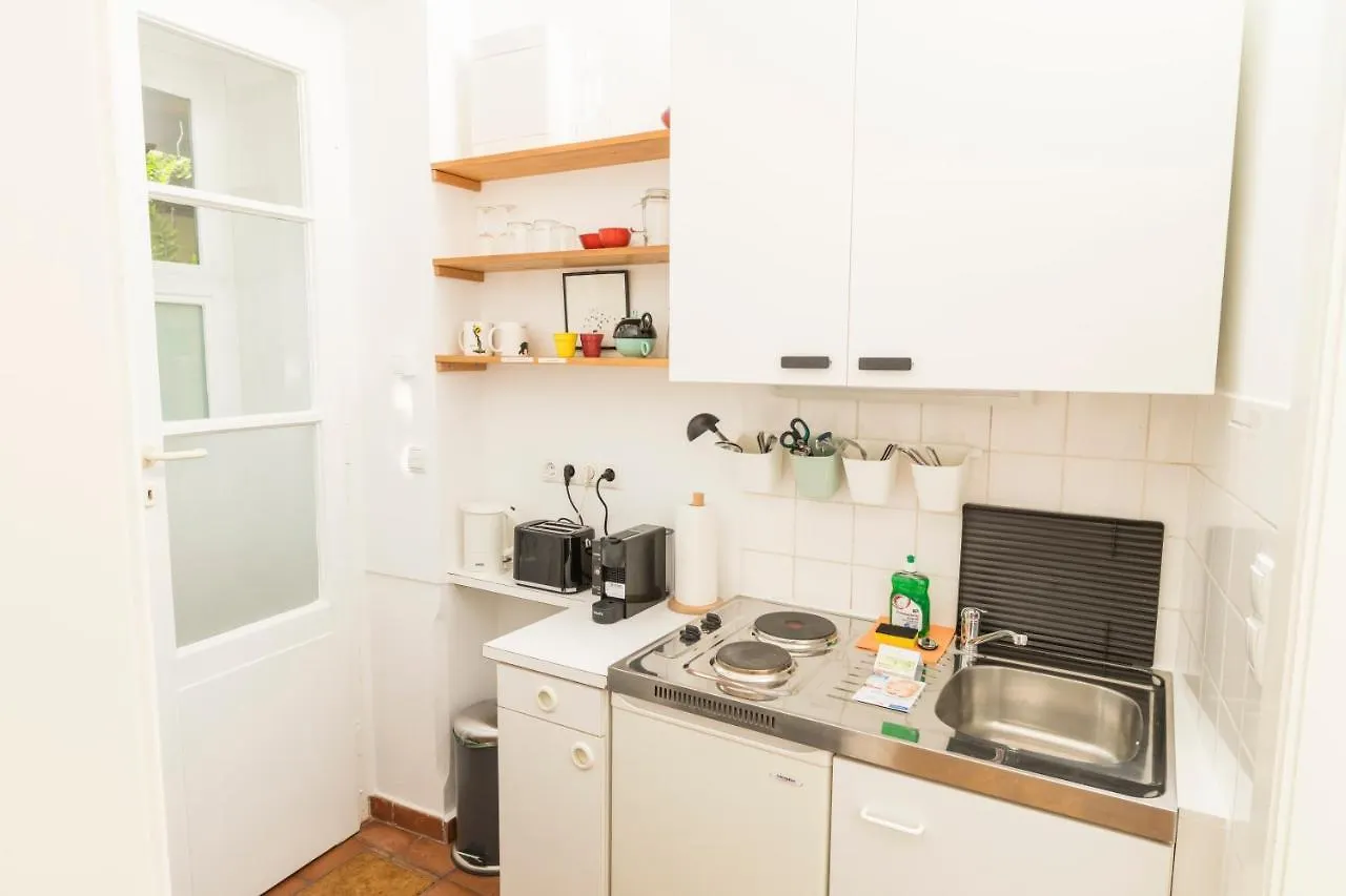 Ferienwohnung Micro Loft Schönbrunn by welcome2Wien Apartment